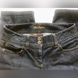 AnnTaylor capris modern fit Lindsay waist button detail medium weight denim